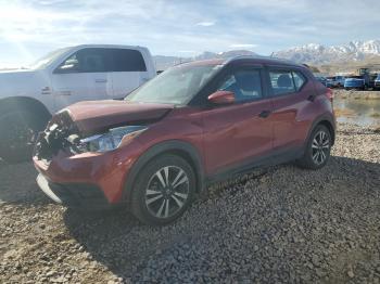  Salvage Nissan Kicks