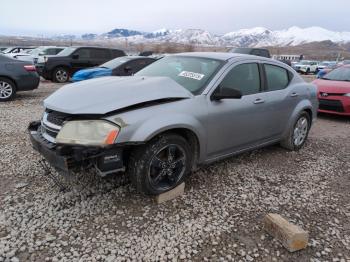  Salvage Dodge Avenger