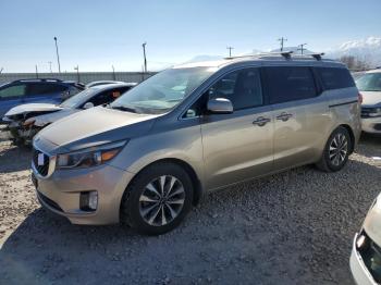  Salvage Kia Sedona