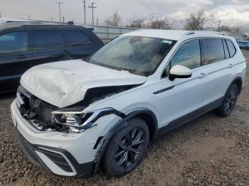  Salvage Volkswagen Tiguan