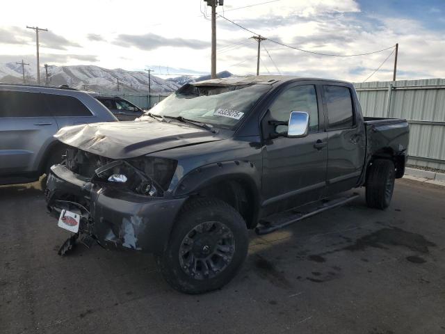  Salvage Nissan Titan