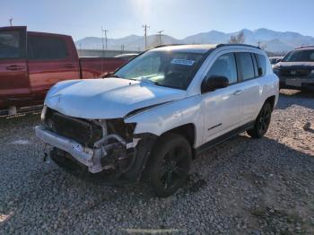  Salvage Jeep Compass