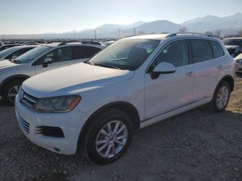  Salvage Volkswagen Touareg