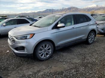  Salvage Ford Edge