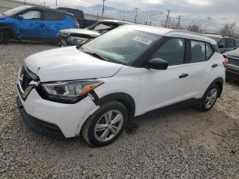  Salvage Nissan Kicks