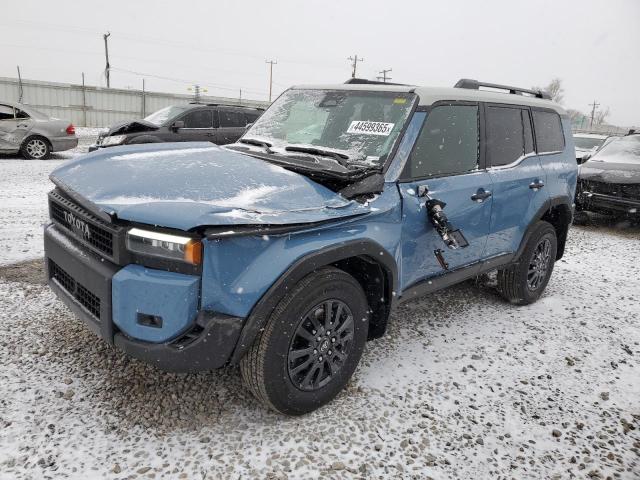  Salvage Toyota Land Cruis