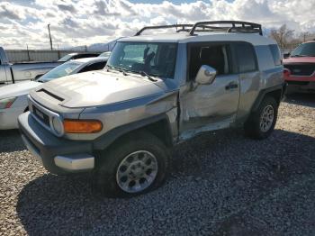  Salvage Toyota FJ Cruiser