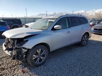  Salvage Nissan Pathfinder