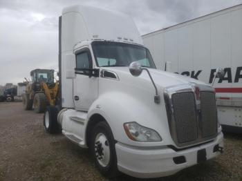  Salvage Kenworth T680