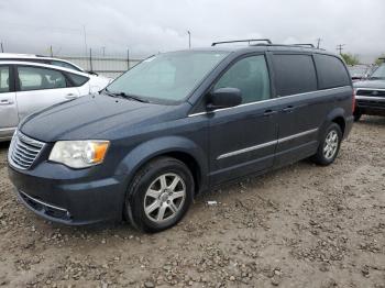  Salvage Chrysler Minivan