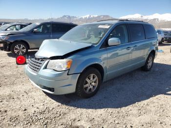  Salvage Chrysler Minivan
