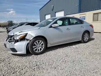  Salvage Nissan Altima