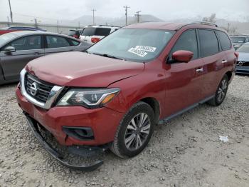  Salvage Nissan Pathfinder
