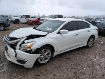  Salvage Nissan Altima