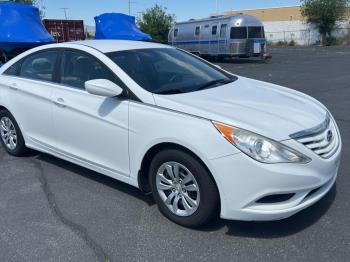  Salvage Hyundai SONATA