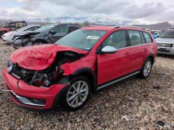 Salvage Volkswagen Golf