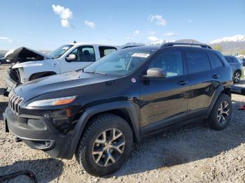  Salvage Jeep Cherokee