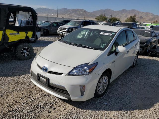 Salvage Toyota Prius