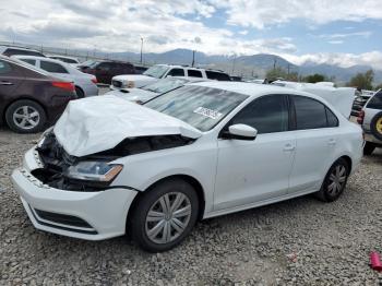  Salvage Volkswagen Jetta