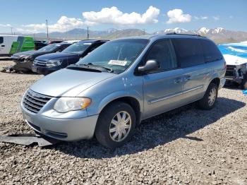  Salvage Chrysler Minivan