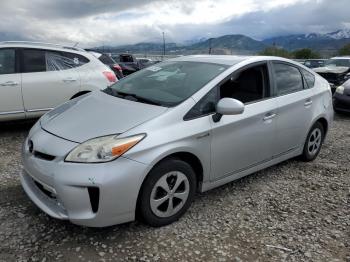  Salvage Toyota Prius