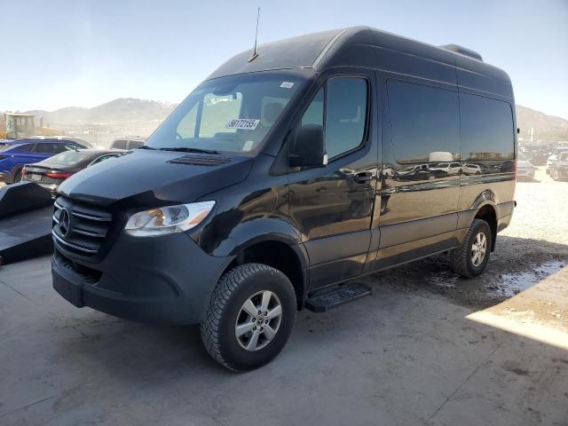  Salvage Mercedes-Benz Sprinter