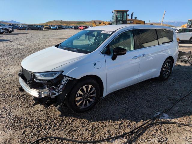  Salvage Chrysler Pacifica