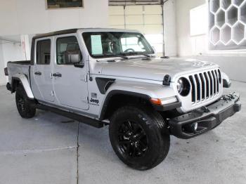  Salvage Jeep Gladiator