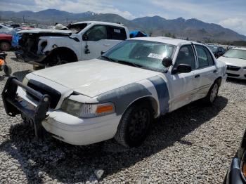  Salvage Ford Crown Vic