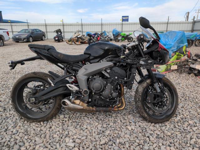  Salvage Triumph Motorcycle Daytona 66