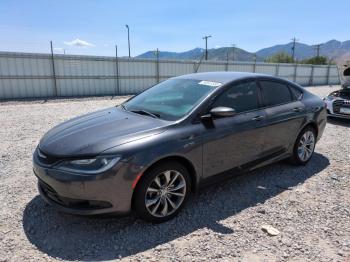  Salvage Chrysler 200
