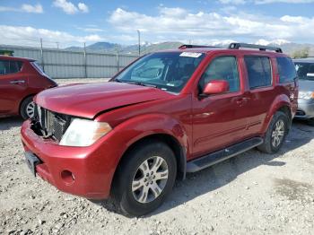  Salvage Nissan Pathfinder