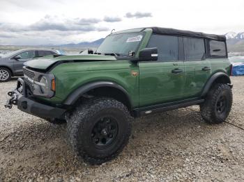  Salvage Ford Bronco