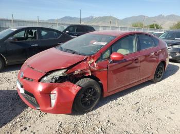  Salvage Toyota Prius