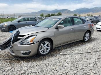  Salvage Nissan Altima