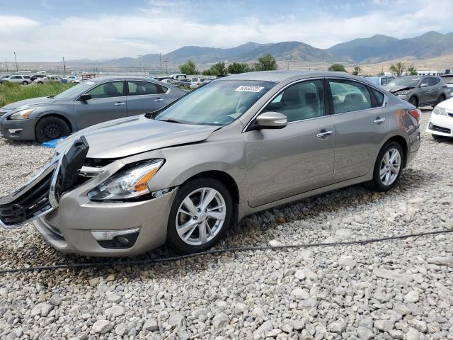  Salvage Nissan Altima