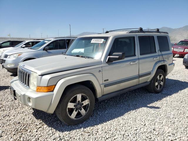  Salvage Jeep Commander