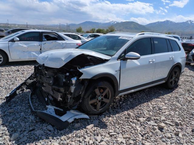  Salvage Volkswagen Golf