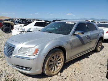 Salvage Chrysler 300