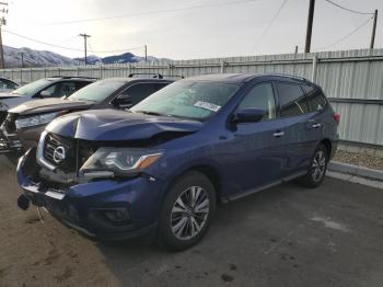  Salvage Nissan Pathfinder