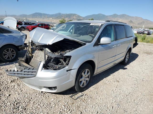  Salvage Chrysler Minivan
