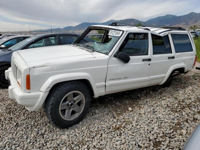  Salvage Jeep Cherokee