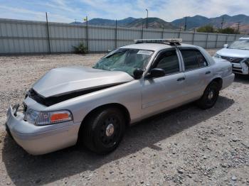  Salvage Ford Crown Vic