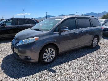  Salvage Toyota Sienna