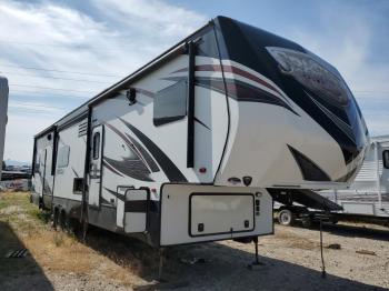  Salvage Spartan Motors Trailer