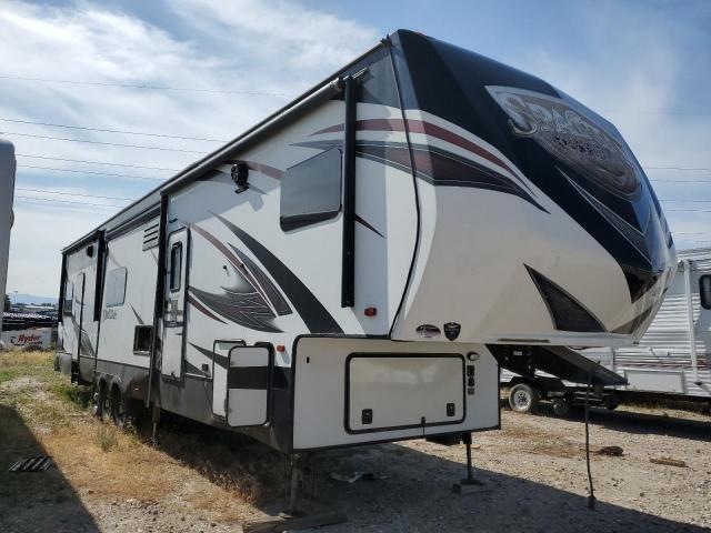  Salvage Spartan Motors Trailer