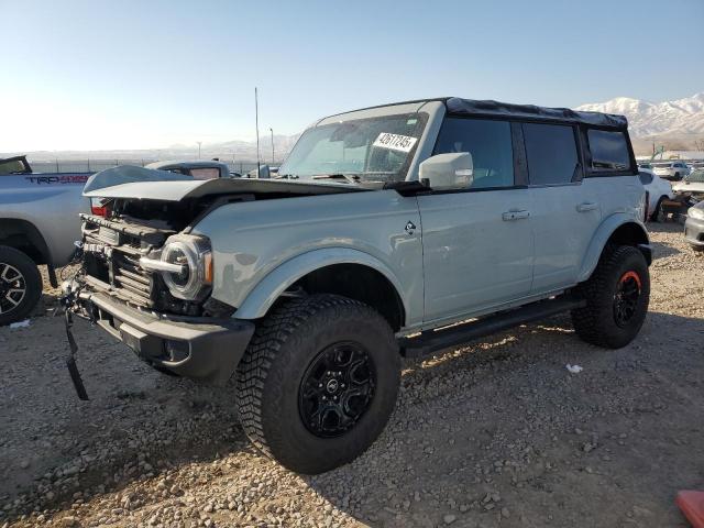  Salvage Ford Bronco