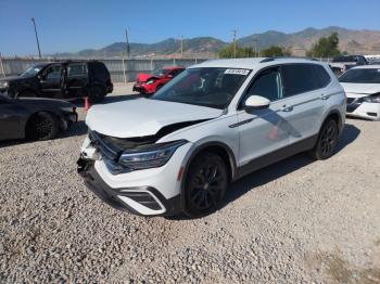  Salvage Volkswagen Tiguan