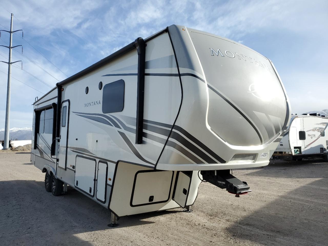 Keystone Montana 31 Image 1