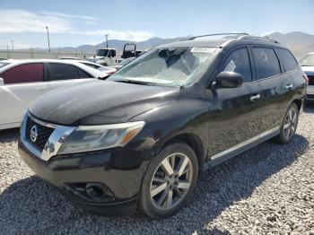  Salvage Nissan Pathfinder